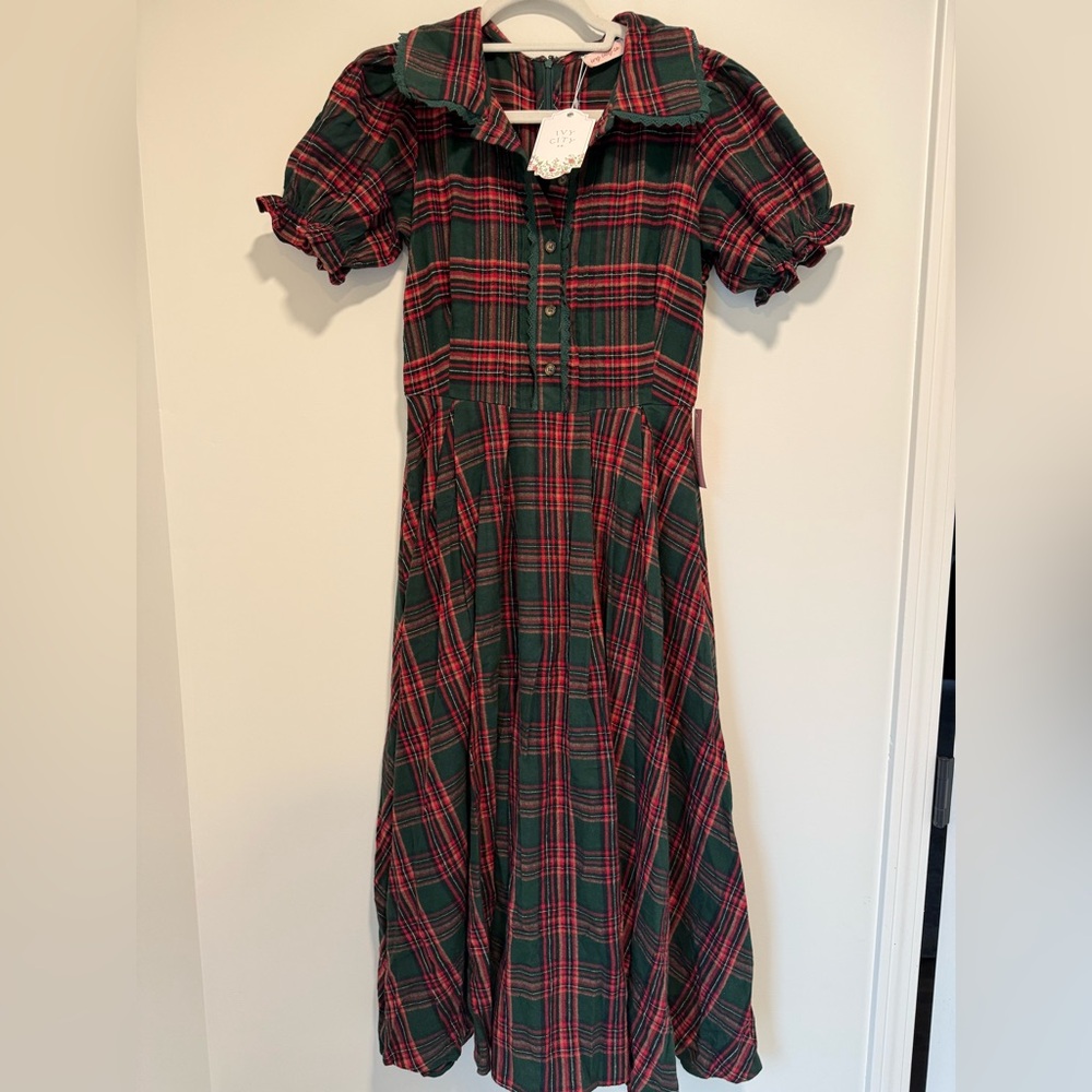 Ivy City Co Sophia Dress in Green and Red Plaid, size 4 NWT - Picture 3 of 9